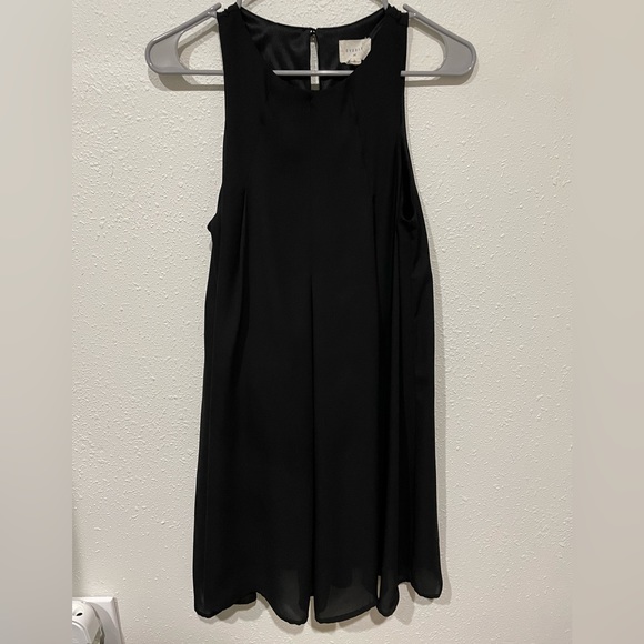 Black dress - Picture 1 of 3